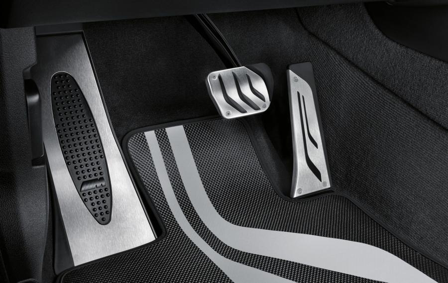  BMW X6 M Performance Accessories 2015 года  (фото 11 из 12)